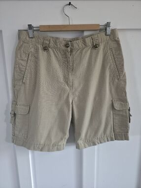 2/25$ Le Grenier Beige Cargo Shorts High Rise Utility Style Size 13